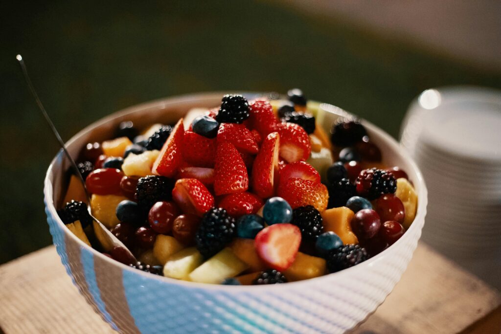 Berries – Best Fruits for Weight Loss and Antioxidant Benefits